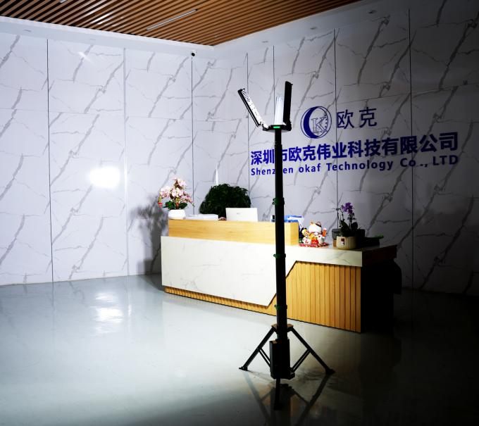 Dahili Bataryalı Taşınabilir Teleskopik LED Işık Kulesi ve Tripodlu Dış Mekan Etkinlik Aydınlatması 1